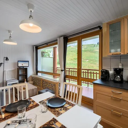 - Studio 454 Apartment